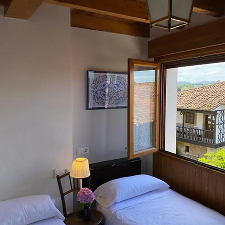Casa Corvera Tatil Evi *